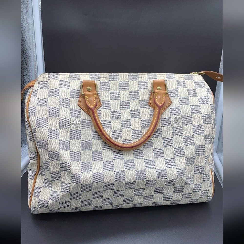 Pre-loved authentic LV speedy azur size25